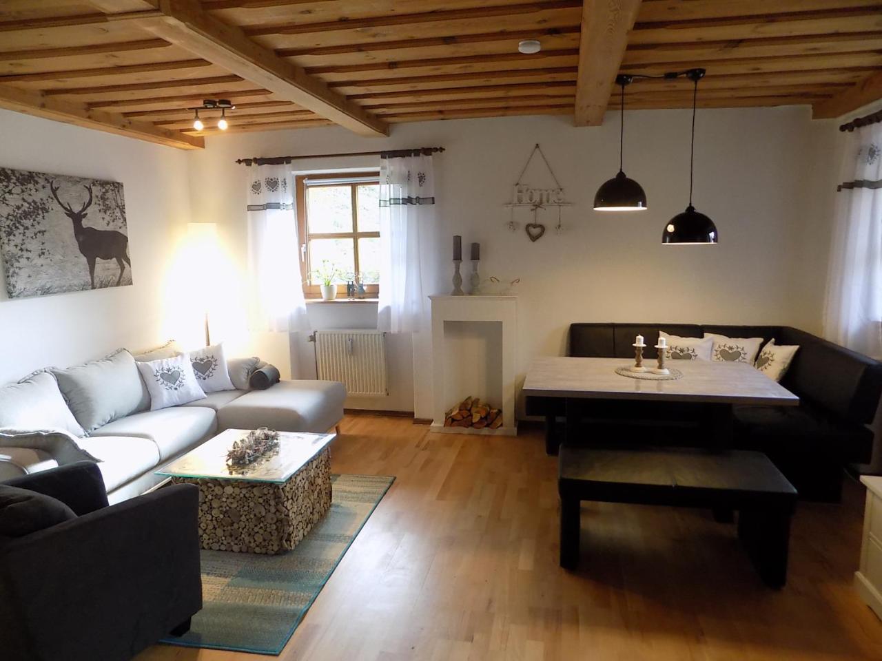 Ferienwohnung Waldblick ハウツェンベルク エクステリア 写真