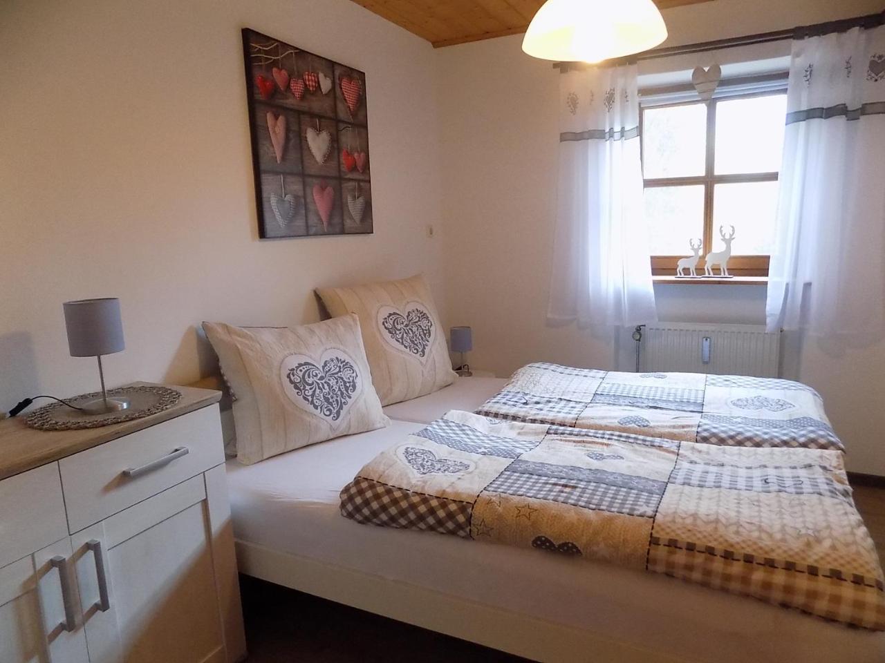 Ferienwohnung Waldblick ハウツェンベルク エクステリア 写真