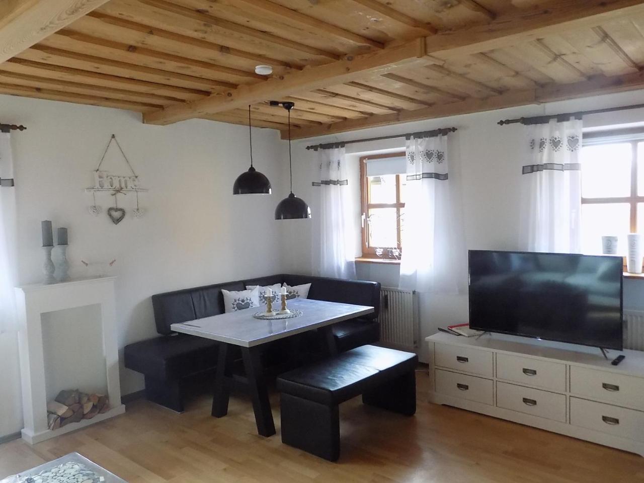 Ferienwohnung Waldblick ハウツェンベルク エクステリア 写真